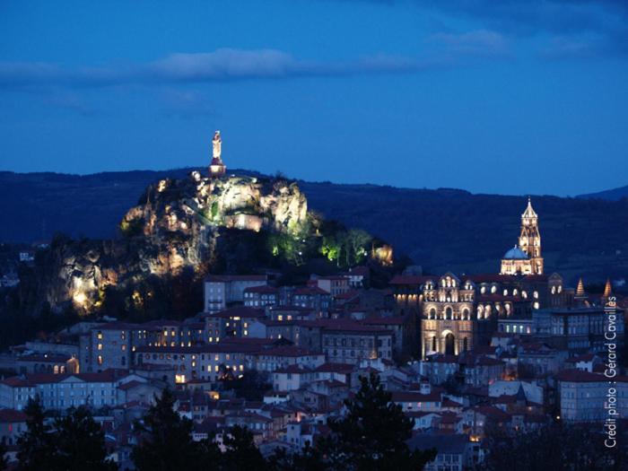 Logis Du Cagaire Appartement Le Puy-en-Velay Buitenkant foto
